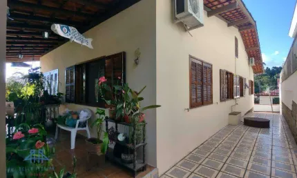 Casa à venda, 186 m² por R$ 2.128.000,00 - Sambaqui - Florianópolis/SC