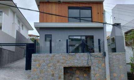 Casa com 3 dormitórios à venda, 225 m² por R$ 1.775.000,00 - Córrego Grande - Florianópolis/SC