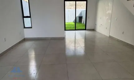 Casa com 3 dormitórios à venda, 103 m² por R$ 690.000,00 - Serraria - São José/SC