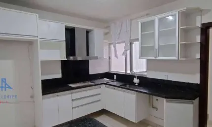 Apartamento com 3 dormitórios à venda, 94 m² por R$ 630.000,00 - Córrego Grande - Florianópolis/SC