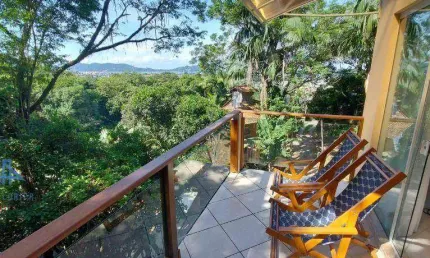 Casa com 3 dormitórios à venda, 195 m² por R$ 1.950.000 - Lagoa da Conceição - Florianópolis/SC