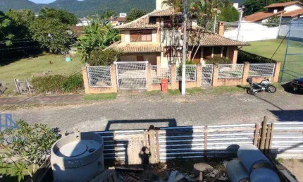 Casa com 3 dormitórios à venda, 179 m² por R$ 2.300.000,00 - Lagoa da Conceição - Florianópolis/SC