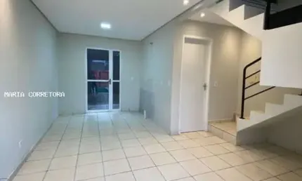 Sobrado para Venda em Curitiba, Campo de Santana, 2 dormitórios, 2 banheiros, 1 vaga