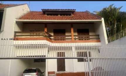 Sobrado em Condomínio Mobiliado para Venda em Curitiba, Guabirotuba, 3 dormitórios, 1 suíte, 3 banheiros, 7 vagas