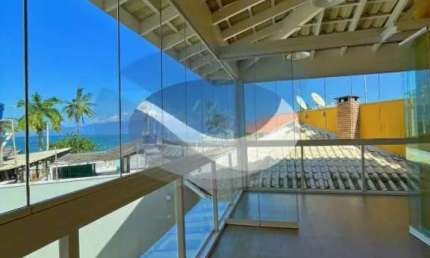 SOBRADO À VENDA, APENAS À UM QUARTEIRÃO DA PRAIA! - CA-0024_0-2871331