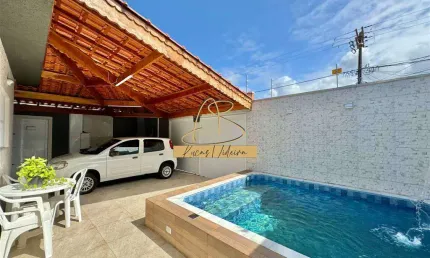 CASA SEMI- ISOLADA NOVA! VILA TUPI - 03 DORMITÓRIOS