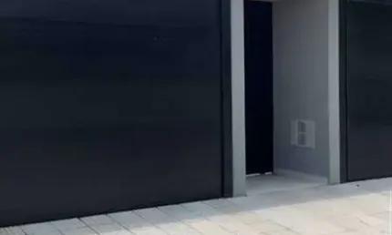 Belíssimo Sobrado de 5 dormitórios sendo 3 suítes à Venda no Canto do Forte,