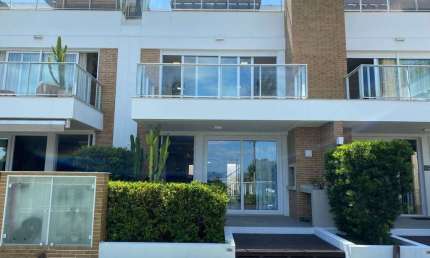 CASA ALTO PADRÃO SEMI MOBILIADA - LOCAÇÃO ANUAL - R$ 10.000,00 - 250M² - CACUPÉ, FLORIANOPOLIS - SC