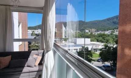 APARTAMENTO SEMI MOBILIADO PARA LOCAÇÃO ANUAL - 98² - R$ 5.500,00 - PEDRA BRANCA, PALHOÇA/ SC
