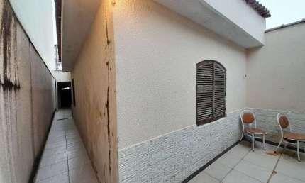 Casa com 2 dormitórios para alugar, 102 m² por R$ 2.147,81/mês - Centreville - Santo André/SP