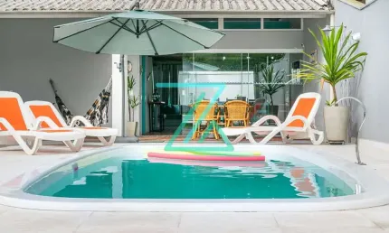 Sobrado Alto Padrão à venda à 200m da Praia de Itaguá - Ubatuba, São Paulo