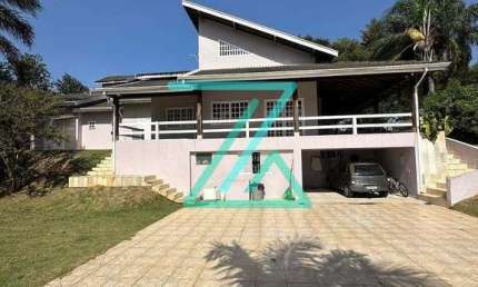 Imperdível, Linda Chácara em Louveira, bairro Monterrey: 7.340m² de Lazer, 5 Suítes, Piscina, Campo