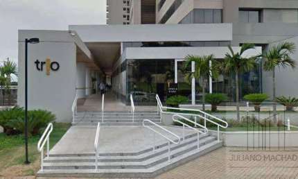 Vendo uma sala comercial no Trio Office. Andar alto. R$425.000,00