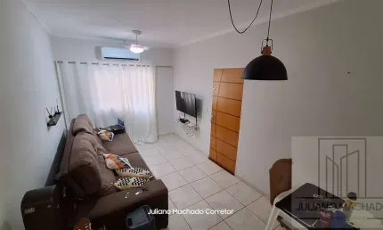 Apartamento térreo com amplo sacada, 2 dormitórios 1 suíte Botânico