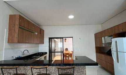 Casa em Condomínio para venda, Com 3 dormitórios Condomínio Villas Mabel
