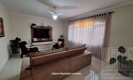Venda de Casa térrea, 3 quartos - Parque Bandeirantes, Ribeirão Preto