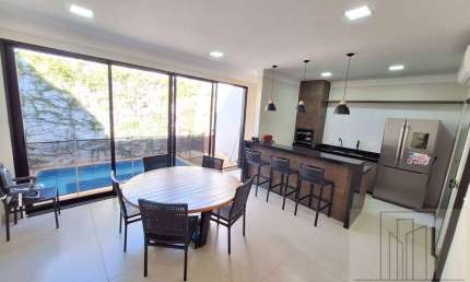 Casa no condomínio Vivendas do Sul com 3 quartos com Piscina Aquecida