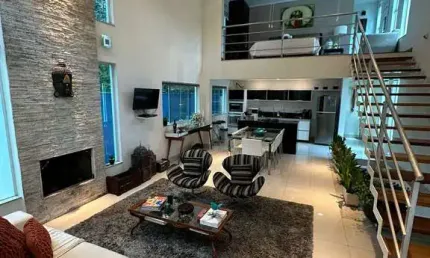Casa com 3 quartos à venda na Rua Guatambu, Centro, Várzea Paulista