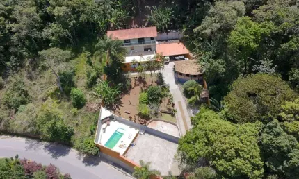 Casa à venda na Estrada Pau-de-Vinho, Luiz Fagundes, Mairiporã