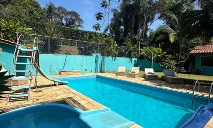 CASA EM CONDOMINIO FECHADO COM ACESSO A REPRESA ( HARAS ELL PASSO )