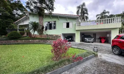 Casa em condomínio fechado a apenas 10 minutos da zona norte