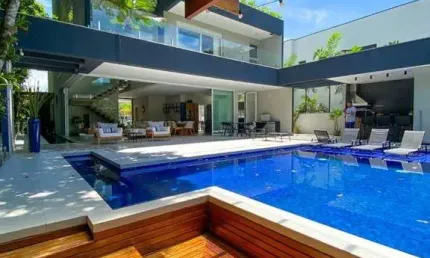 Belíssima casa em alto padrão na praia em riviera, 464m2 por r$ 8.700.000,00 - sp