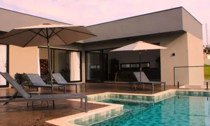 CASA DE CAMPO COM ACESSO EXCLUSIVO A REPRESA EM PIRACAIA - SP ( OPORTUNIDADE )