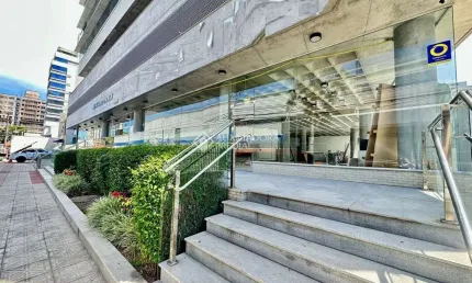 Ponto comercial com 2 salas à venda na rua são joão batista, 109, beira mar, florianópolis, 370 m2 por r$ 3.927.000