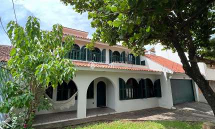 Casa com 4 quartos à venda na Reverendo Orlando Baptista, 50, Vila João Pessoa, Porto Alegre, 350 m2 por R$ 850.000