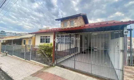 Casa com 4 quartos à venda na Rua Vidal Gregório Pereira, 226, Jardim Atlântico, Florianópolis, 200 m2 por R$ 1.499.000