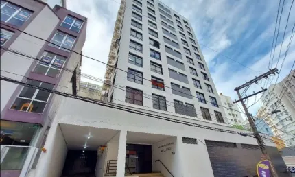 Sala comercial à venda na Rua Araújo Figueiredo, 119, Centro, Florianópolis, 32 m2 por R$ 230.000