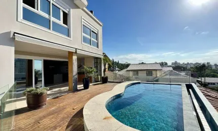 Casa com 3 quartos à venda na Rua Visconde de Taunay, 218, Agronômica, Florianópolis, 284 m2 por R$ 2.450.000