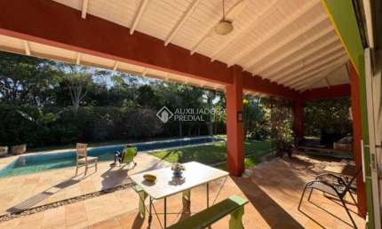 Casa com 4 quartos à venda na Servidão Joesi Guimarães da Silva, 20, São João do Rio Vermelho, Florianópolis, 300 m2 por R$ 2.659.000