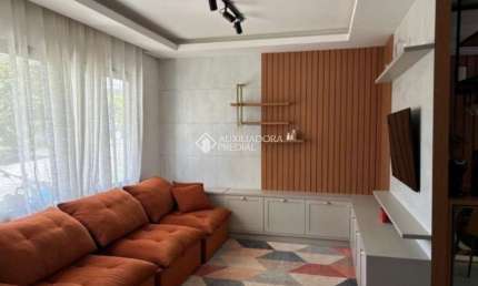 Casa em condomínio fechado com 3 quartos à venda na Rua Laurindo Januário da Silveira, 4303, Lagoa da Conceição, Florianópolis, 166 m2 por R$ 2.499.000