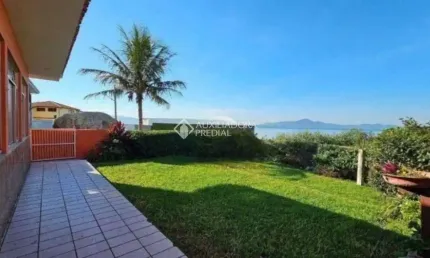 Casa com 3 quartos à venda na Antagonias, 17, Ponta de Baixo, São José, 193 m2 por R$ 1.699.000
