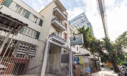 Apartamento com 3 quartos à venda na Rua Coronel Fernando Machado, 797, Centro Histórico, Porto Alegre, 100 m2 por R$ 269.000