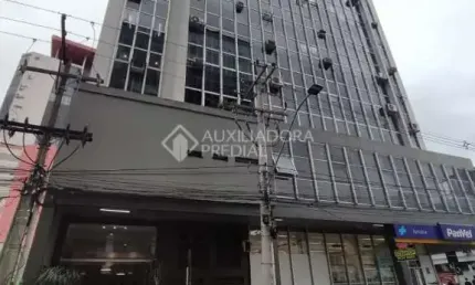Sala comercial para alugar na Avenida Pedro Adams Filho, 5573, Centro, Novo Hamburgo, 31 m2 por R$ 1.200