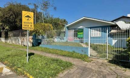 Casa com 3 quartos para alugar na Rua Bento Gonçalves, 370, Pátria Nova, Novo Hamburgo, 143 m2 por R$ 2.900