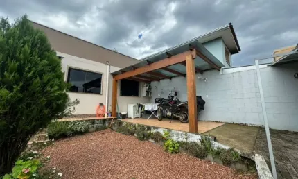 Casa com 2 quartos à venda na Valmir da Silva, 128, Igrejinha, Lajeado, 67 m2 por R$ 297.000