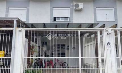 Casa com 2 quartos à venda na Rua Humaitá, 2, Universitário, Lajeado, 71 m2 por R$ 360.000
