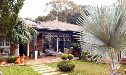 Casa em condomínio fechado com 3 quartos à venda na Rua Sabiá, 288, Universitário, Lajeado, 202 m2 por R$ 1.200.000