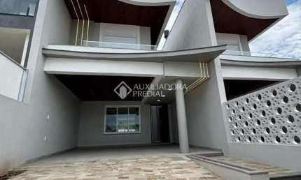 Casa com 3 quartos à venda na Bem-te-vi, 42, Universitário, Lajeado, 192 m2 por R$ 990.000