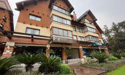 Cobertura com 4 quartos para alugar na Avenida Das Hortênsias, 1377, Planalto, Gramado, 350 m2 por R$ 11.000