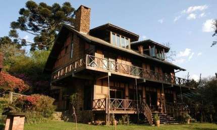Casa com 4 quartos para alugar na F G Bier, 50, Planalto, Gramado, 600 m2 por R$ 20.000