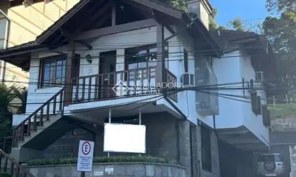 Casa comercial para alugar na Das Fontes, 174, Floresta, Gramado, 336 m2 por R$ 10.500