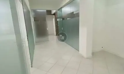 Sala comercial para alugar na Rua 2070, 710, Centro, Balneário Camboriú por R$ 22.000