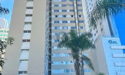 Apartamento com 3 quartos à venda na Rua Julieta Lins, 22, Pioneiros, Balneário Camboriú por R$ 2.400.000