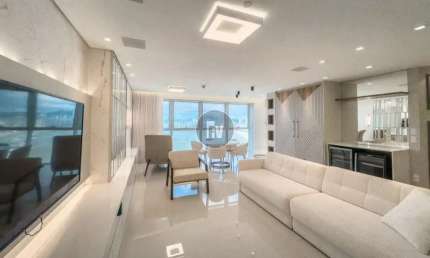 Apartamento com 3 quartos à venda na Rua Julieta Lins, 32, Pioneiros, Balneário Camboriú por R$ 9.500.000