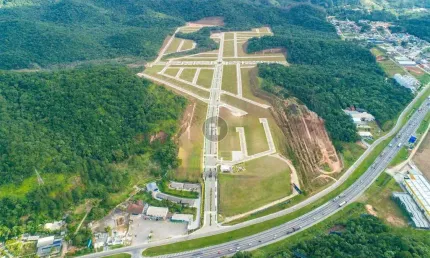 Terreno em condomínio fechado à venda na Br 101, Avenida Marginal Oeste, 333, Várzea do Ranchinho, Camboriú por R$ 1.100.000