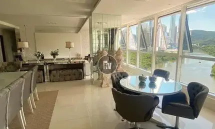 Apartamento com 4 quartos à venda na Rua 3700, 425, Barra Sul, Balneário Camboriú por R$ 6.700.000